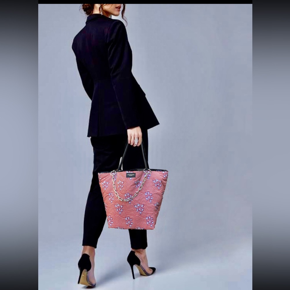 Alexander Wang Large Roxy bag tote fabric black
lining wallet new no tags $895